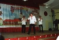 029 Partysaenger.jpg